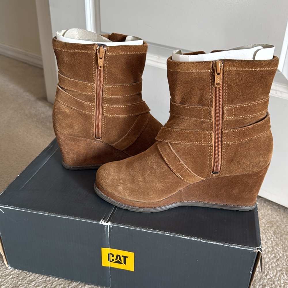 Cat wedge booties. Size 7 (Euro 38) - Picture 5 of 5